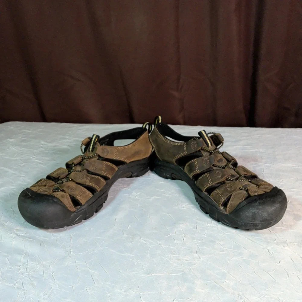 Keen Newport H2 Sandals Mens Size 10 Homing Brown Leather Fisherman Gorpcore